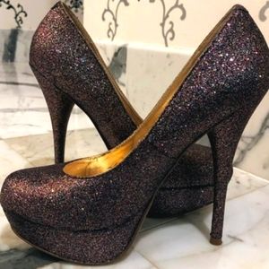 MULTICOLORED STEVE MADDEN VINTAGE PUMPS